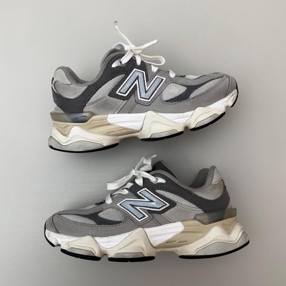 New Balance 9060 lifestyle runner neutral gray colorway sneakers Kids size 2